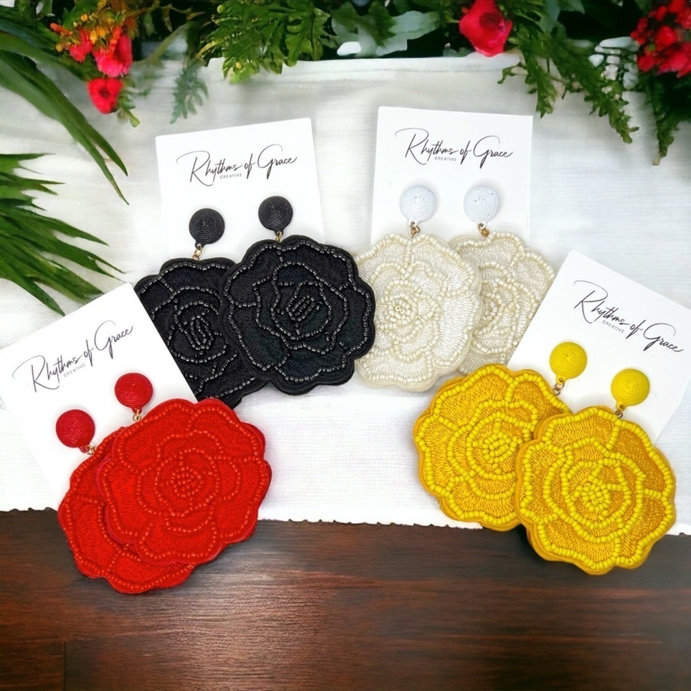 Charming Beaded Flower Earrings - Bohemian Chic, Perfect for Kentucky Derby! NWT
